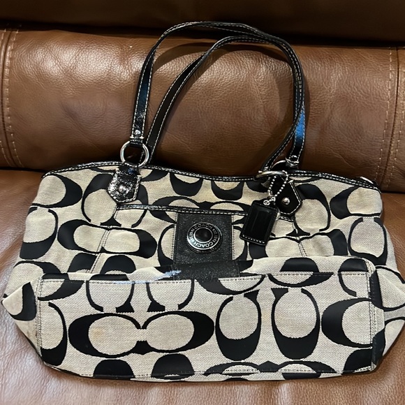 Coach Handbag Classic Signature C Design - Picture 3 of 12